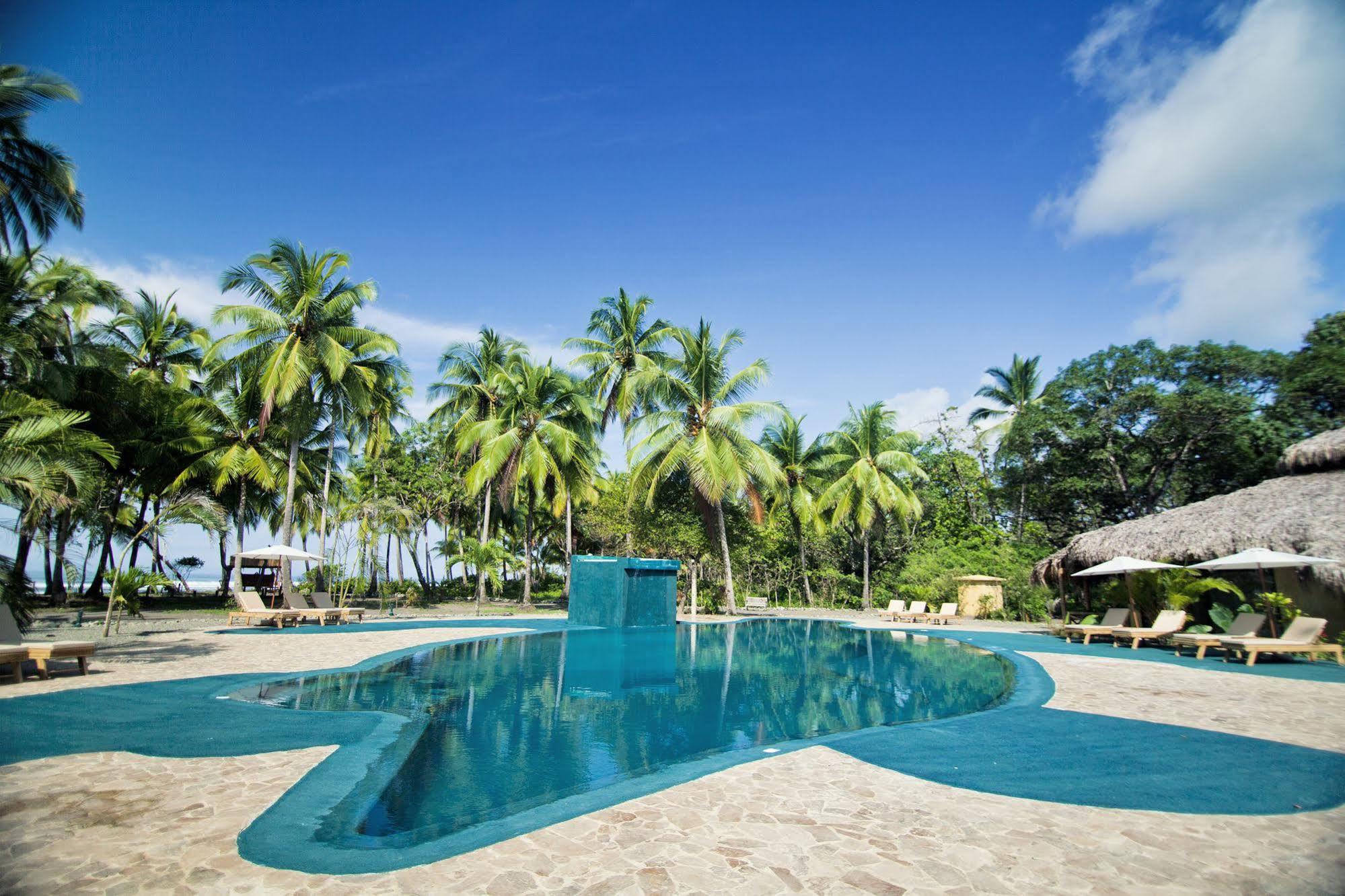 Clandestino Beach Resort Парріта Екстер'єр фото